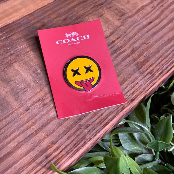Coach Cute Yellow Emoji Sticking His Tongue Out with X for Eyes Enamel Pin 😝 - Picture 1 of 11